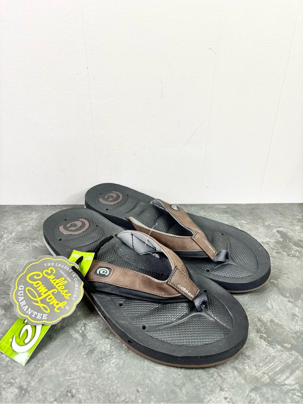 Cobian Draino 2 Men’s Sandals Quick-Dry Flip Flops brown black size 11 new